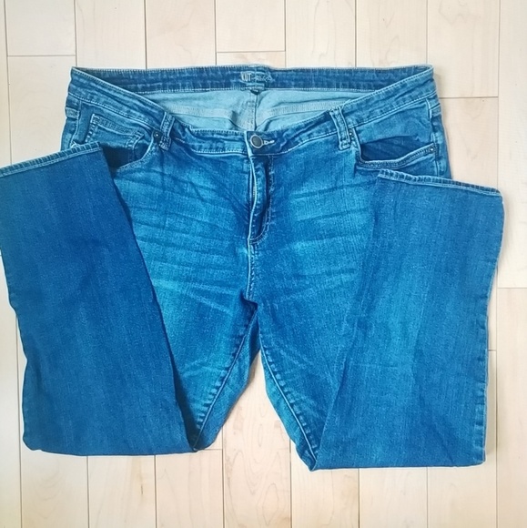 Kut from the Kloth Denim - Kut from the Kloth Boyfriend fit jeans